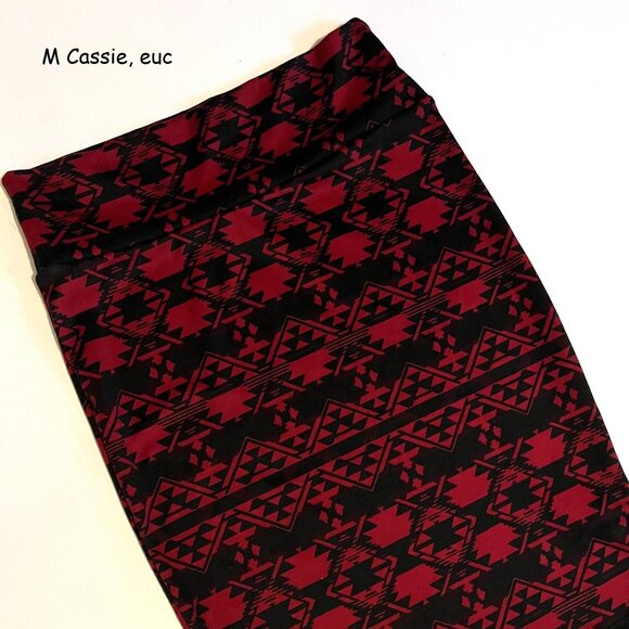 Medium Lularoe Cassie pencil skirt, red and black SW design - Picture 1 of 2